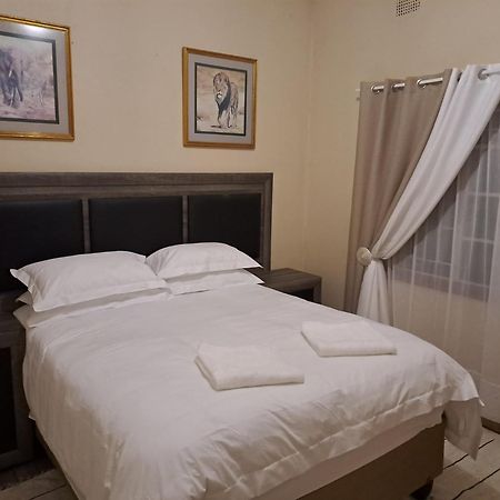 Pine Forest Cottage Sabie Exterior foto